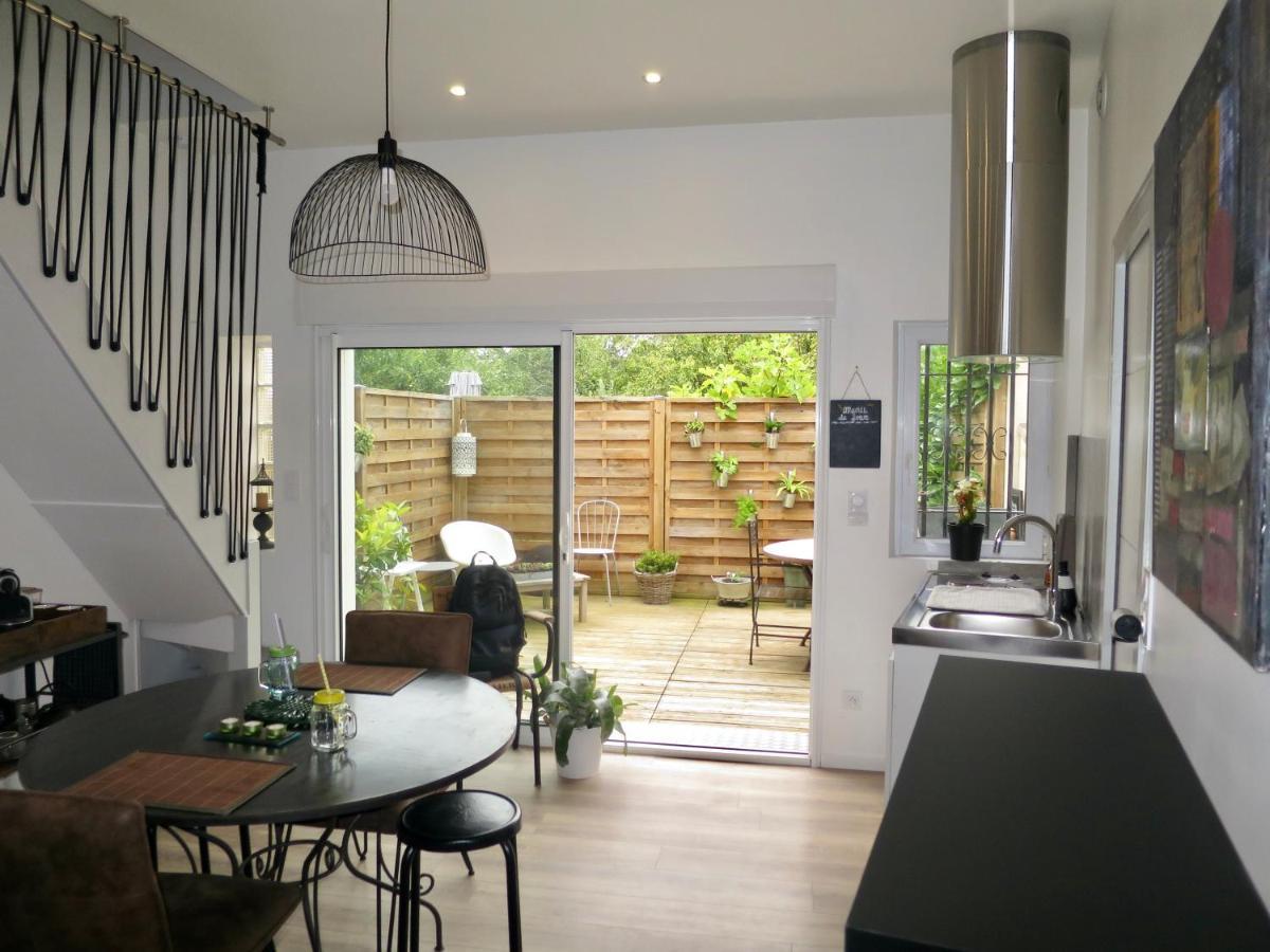 Duplex Contemporain Terrasse Exterieure Parking Apartment Leves Exterior foto