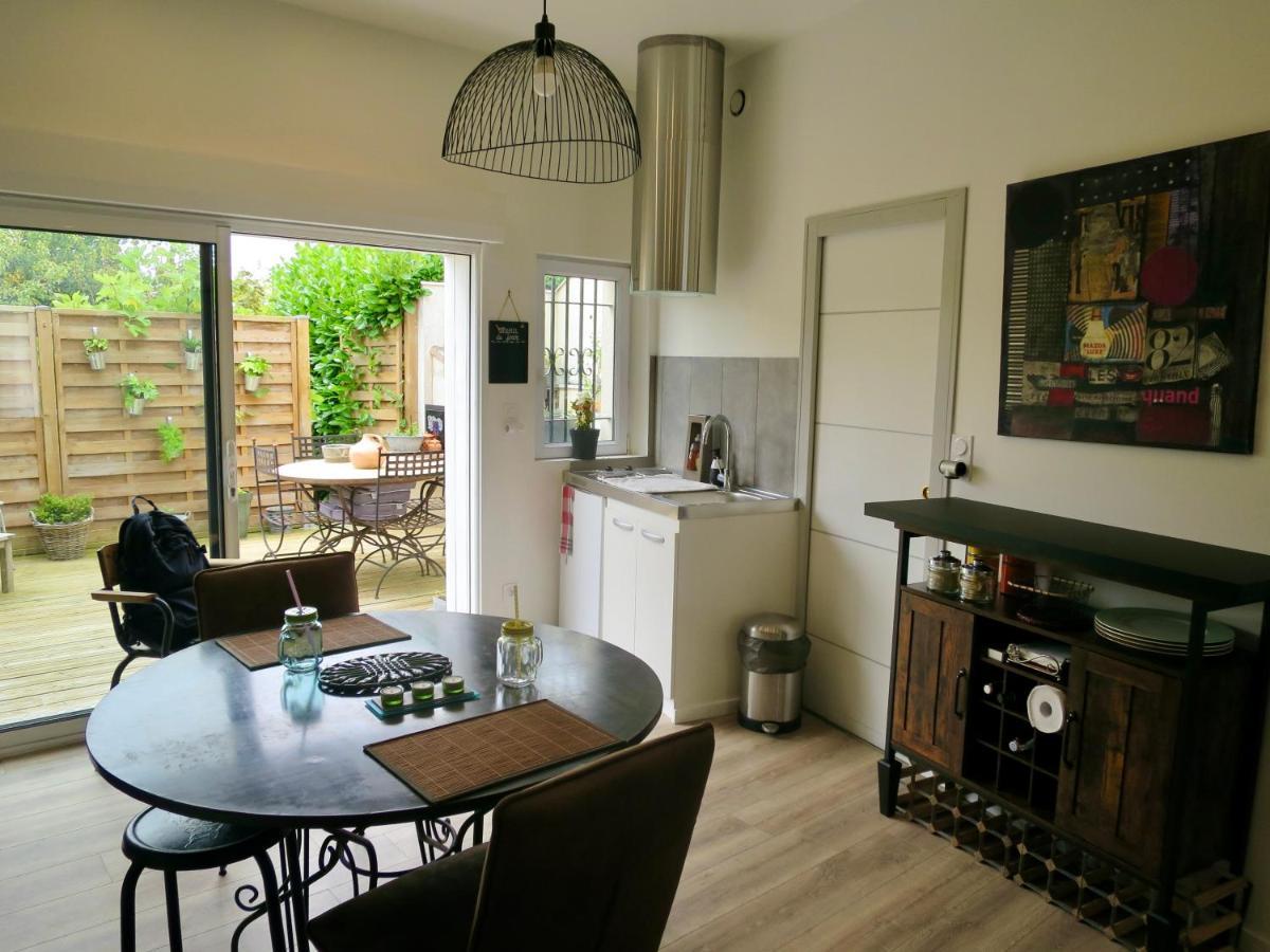 Duplex Contemporain Terrasse Exterieure Parking Apartment Leves Exterior foto